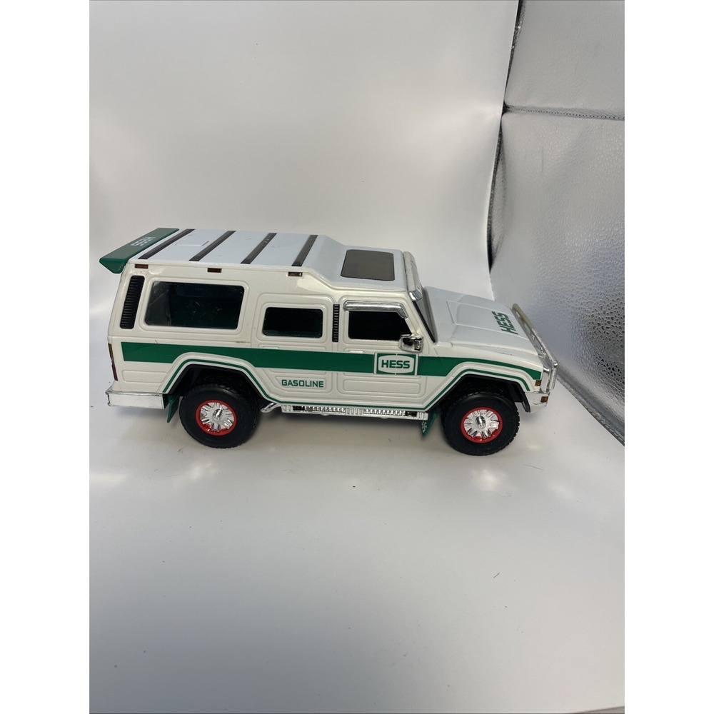 2004 Hess SUV and Motorcycles Toy Truck 40th Anniversary Edition